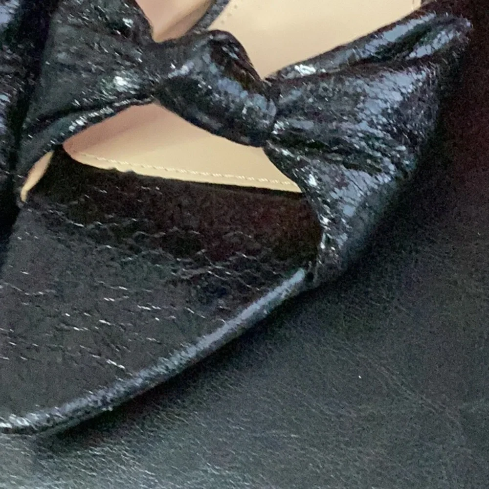 crinkle point heels worn once  fits like 8 plt